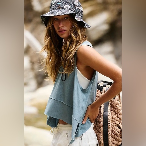 NWT FP Movement by Free People Tempo UV Protection Tank - Summer Storm - Picture 2 of 8